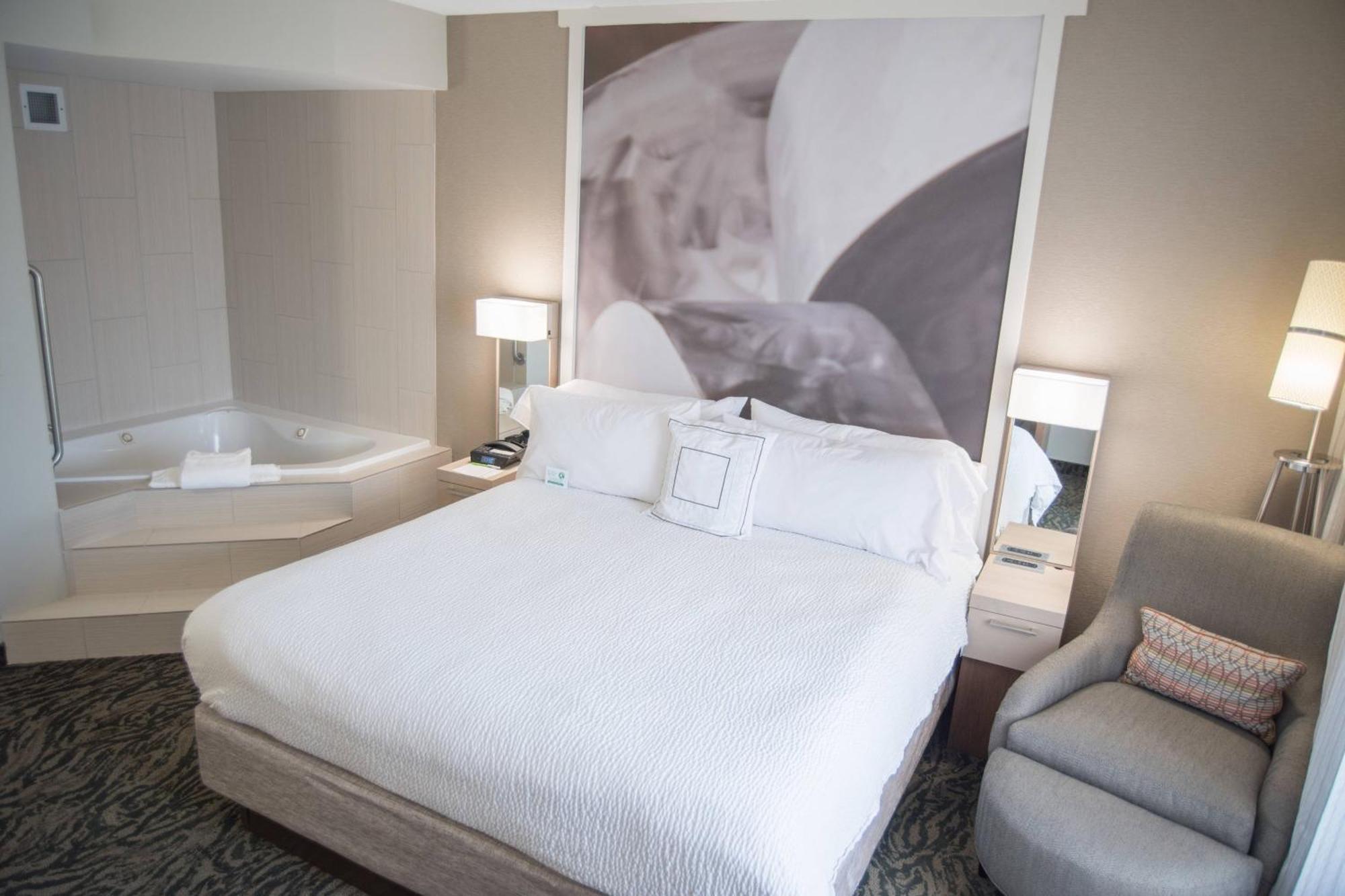Courtyard By Marriott Hickory Hotel Luaran gambar